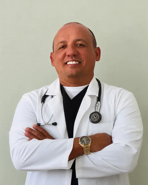 Osmar Alarcón Segura, APRN